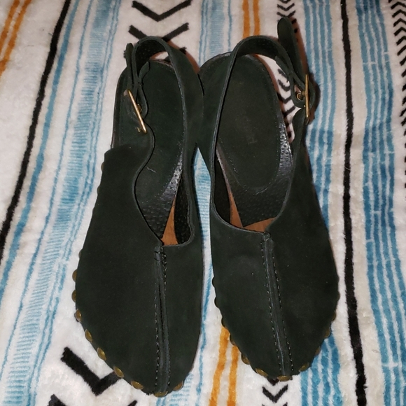 Charles David sling back clogs - Picture 2 of 4